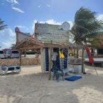 ARUBA BEACHES ARASHI CHAIR RENTALS
